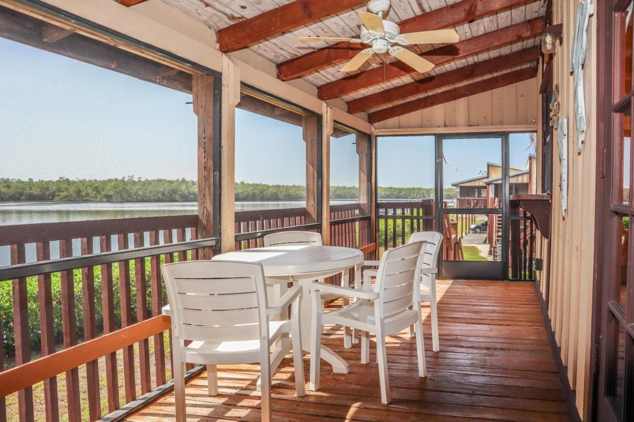 River Wilderness Waterfront Cabins Everglades City Eksteriør bilde